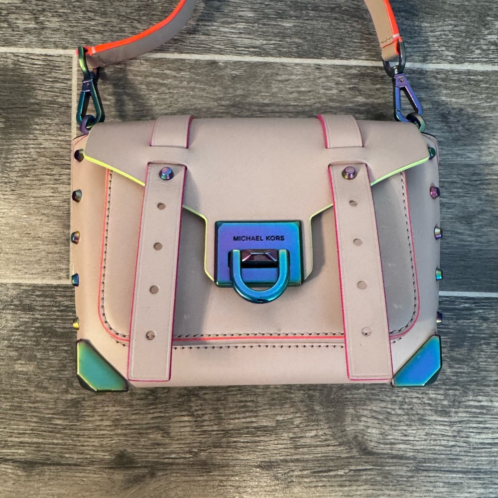 Michael Kors Small Manhattan Bag